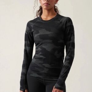 Athleta Black Camo Long Sleeve Tee